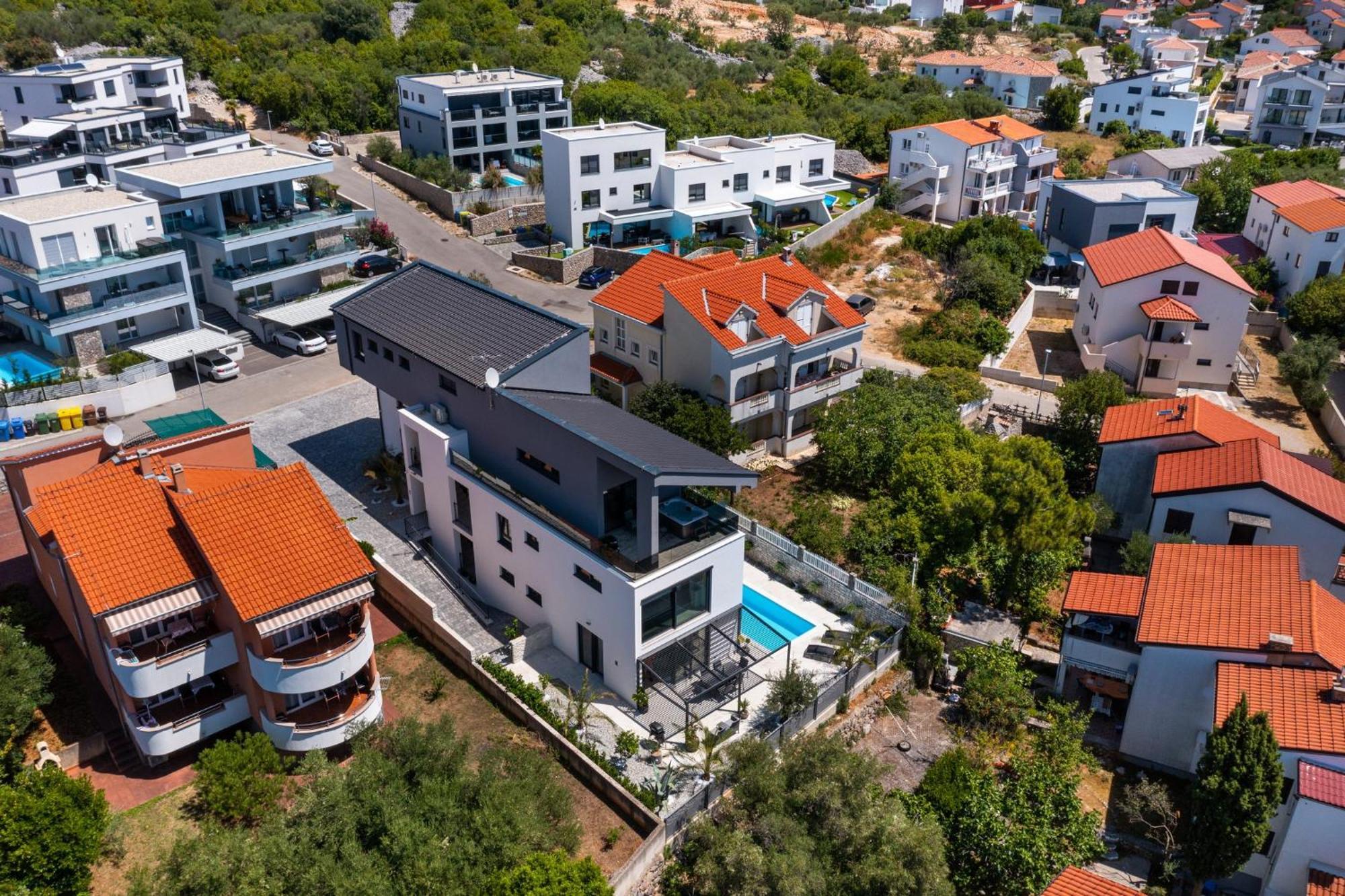 Luxury Villa Adria Apartments Krk Town Exterior foto